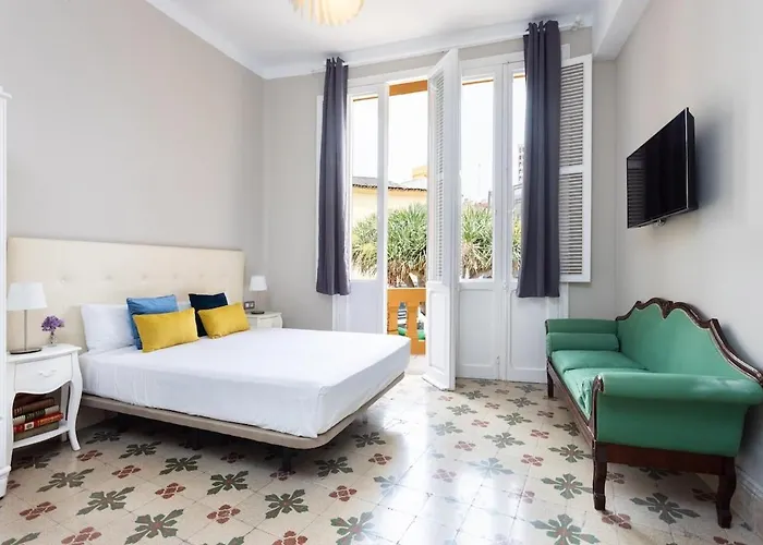 Palacio De Herrera * Santa-Cruz de Ténérife